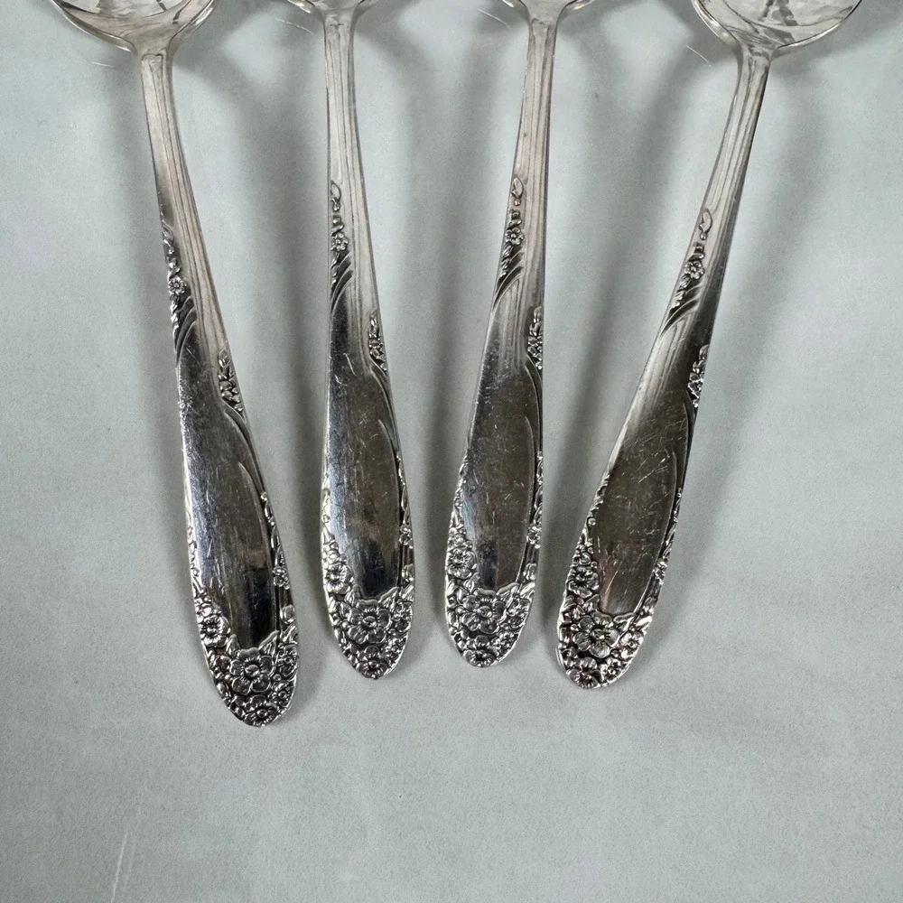 Set of 4 Oneida Simeon L & George‎ H Rogers Silver Plated Teaspoons Lot 2